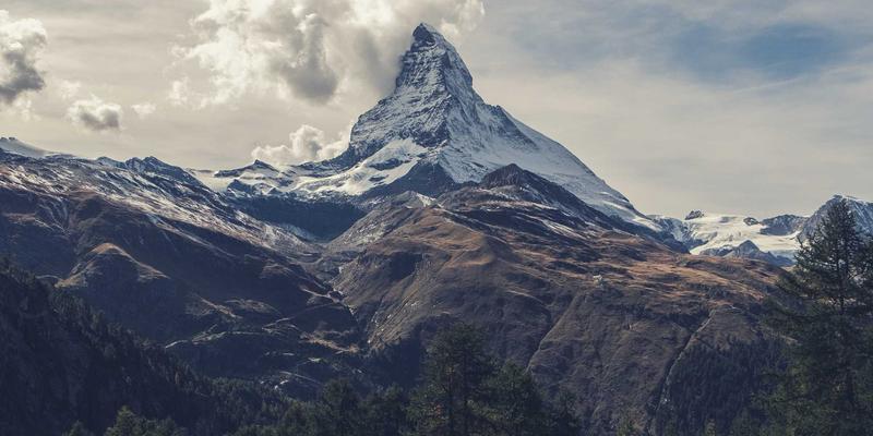 网络营销新纪元:社交媒体、数字策略与SEO的融合之道